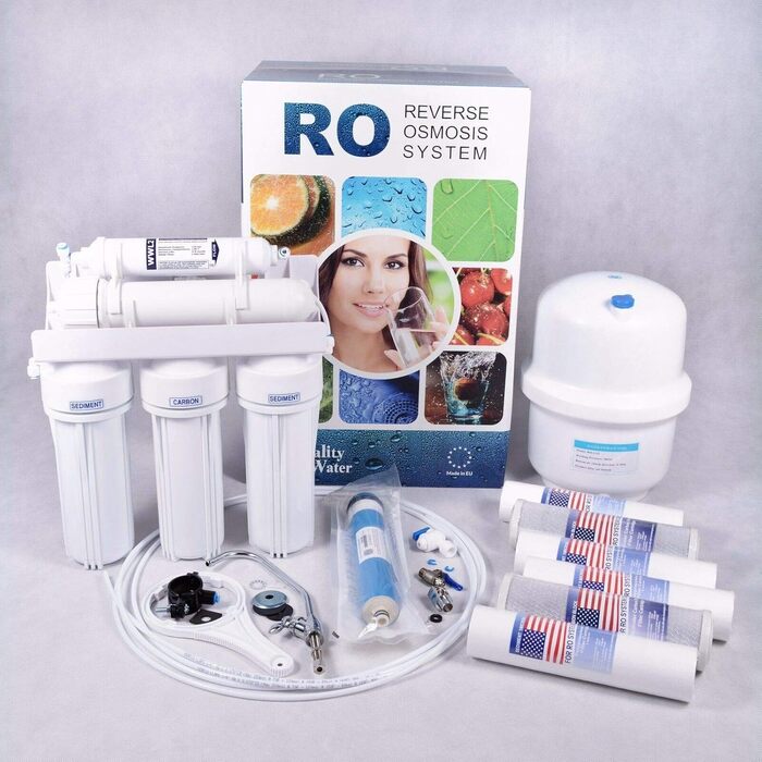 Німеччина СИСТЕМА ЗВОРОТНОГО ОСМОСУ Шість ступенів фільтрації - З фільтруючими вставками на 1 рік - Проникна мембрана в комплекті - Питна вода без вапна та мікробів для всієї родини
