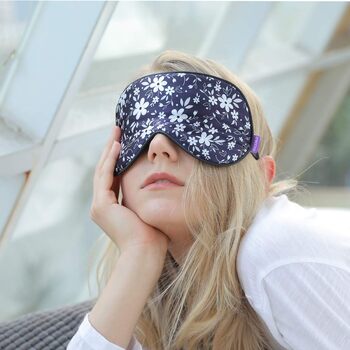 Маска для сну O'Bester, натуральний шовк, зручна і надзвичайно м'яка маска для очей з регульованим ремінцем, найкращий засіб для с