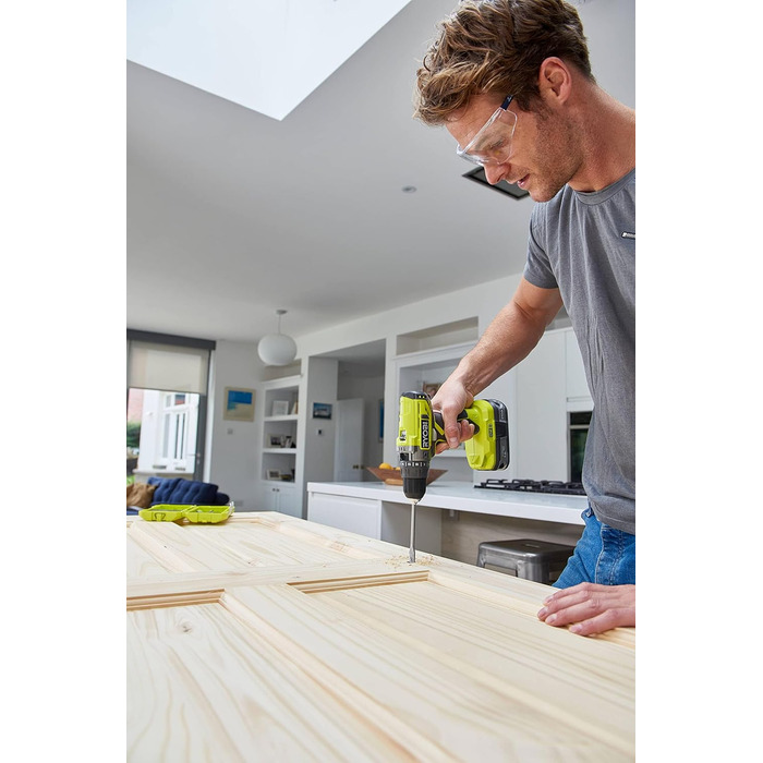 Акумуляторний ударний дриль RYOBI 18 В ONE R18PD2-242S (2-швидкісний редуктор, макс. крутний момент 40 Нм, рівнів крутного моменту