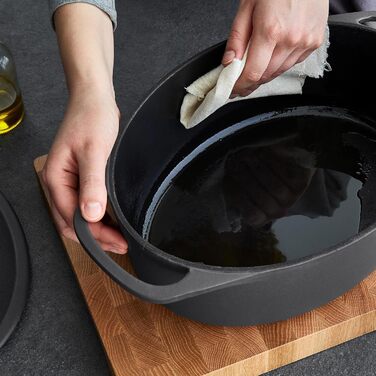 Кокотниця з кришкою, сіра, овальна, 33 см, 6,5 л, чавунна жаровня, індукційна каструля. 33 см сіра