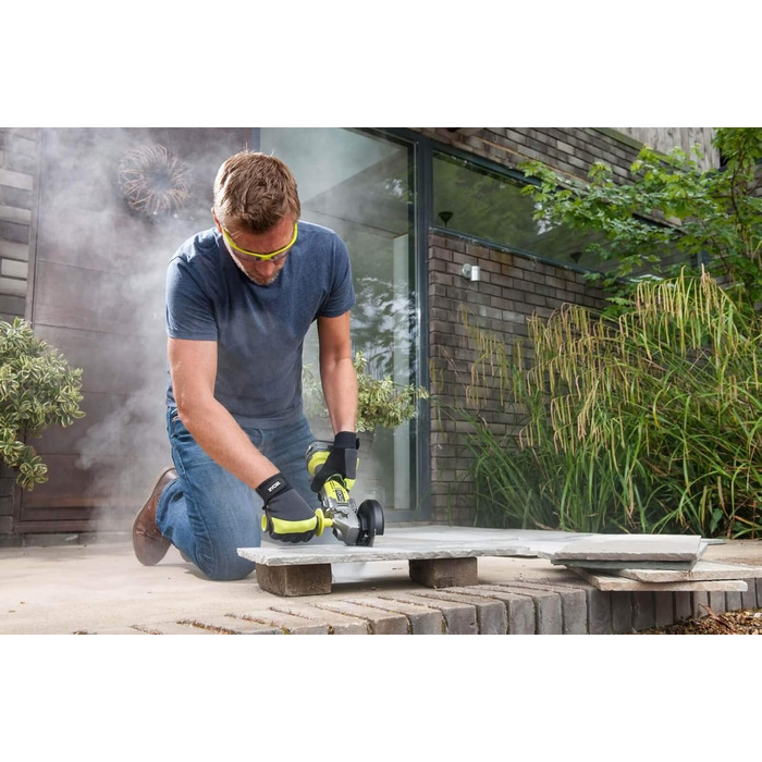 Безщіткова акумуляторна кутова шліфувальна машина Ryobi ONE 18 В R18AG7-0 з літій-іонним акумулятором 2,5 Ач та швидким зарядним п