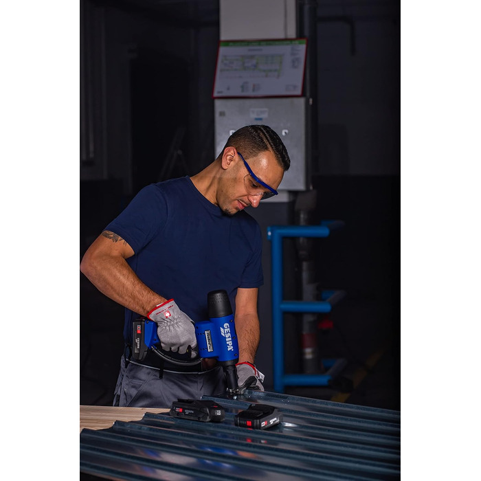 Зарядний пристрій 18 В, сумісний з усіма продуктами CAS (Cordless Alliance System), такими як зарядний пристрій GESIPA AccuBIrd Pro CAS/Birdie CAS