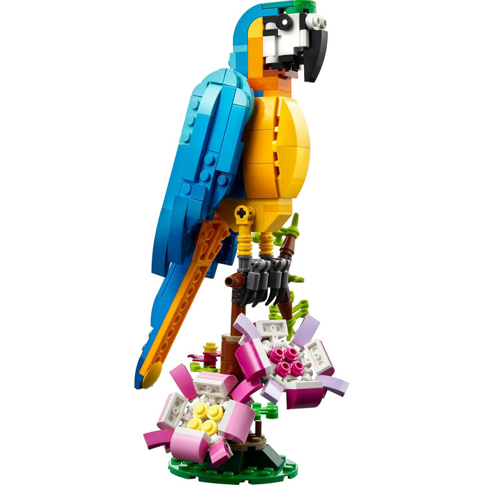 Конструктор LEGO Creator Exotic Parrot 31136, 253 деталі, папуга