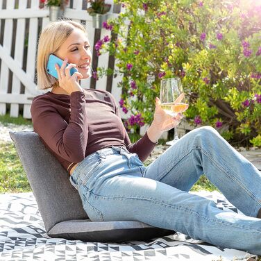 Підлоговий шезлонг InnovaGoods Sitinel, зручний та функціональний, з регульованою спинкою та м&39якою подушкою, чорно-сірого кольору, пластик та 60 бавовна, ідеально підходить для відпочинку та релаксу.