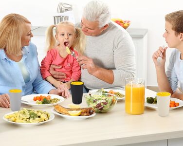 Чашки для пиття, Набір з 8 шт. , 710 мл, Багаторазові пластикові чашки для кави, Кружка для кемпінгу, вечірок, пікніків, Чашки для пиття для дорослих, Можна мити в посудомийній машині та використовувати в мікрохвильовій печі, Темні