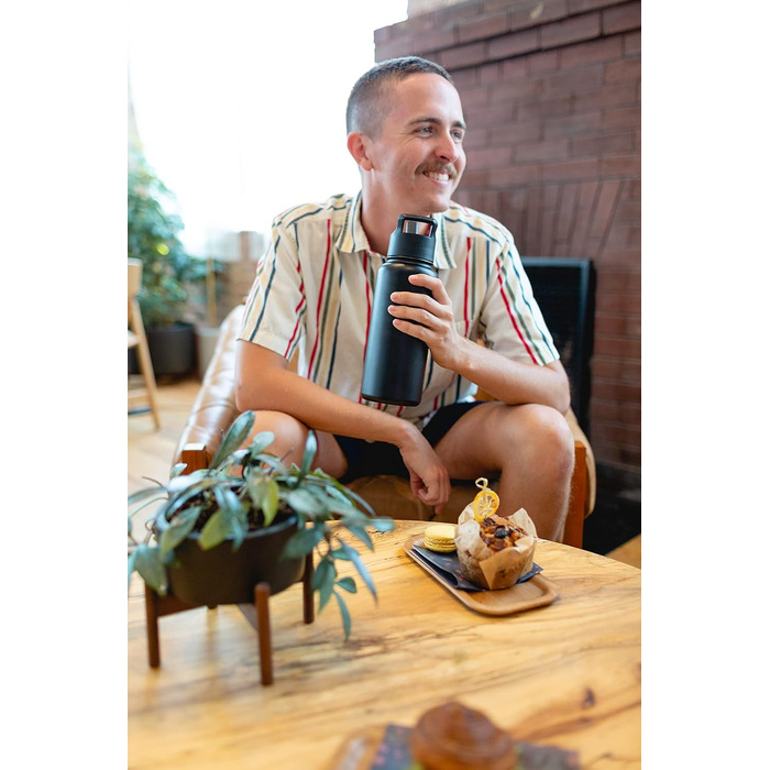 Проста сучасна пляшка для пиття з трубочкою та кришкою Ізольована пляшка для води з нержавіючої сталі для спорту та тренажерних залів Summit 950 мл Мигдаль Береза 946 мл - Мигдаль Береза