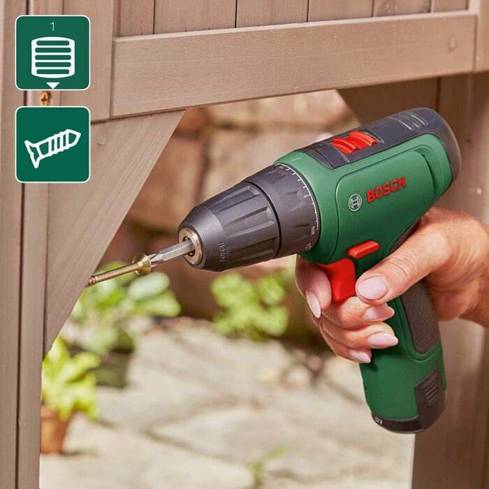 Акумуляторний шуруповерт Bosch EasyDrill 1200 (акумулятор 2,0 Ач, 12-вольтова система, набори свердел і викруток, у м'якій сумці)