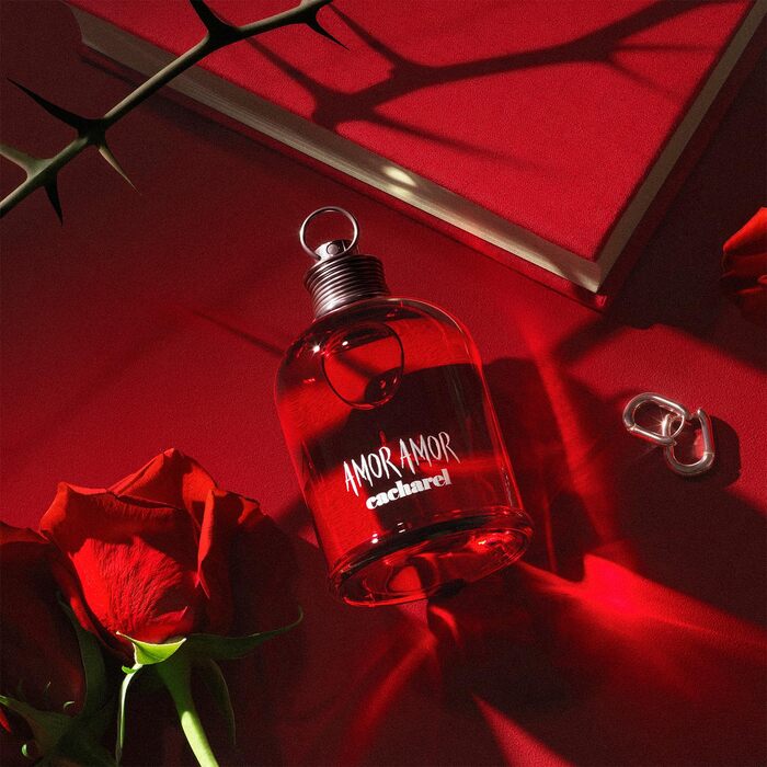 Парфуми Cacharel Amor Amor для жінок Туалетна вода-спрей Стійка Фруктово-квітковий аромат для жінок 30 мл (1 упаковка)