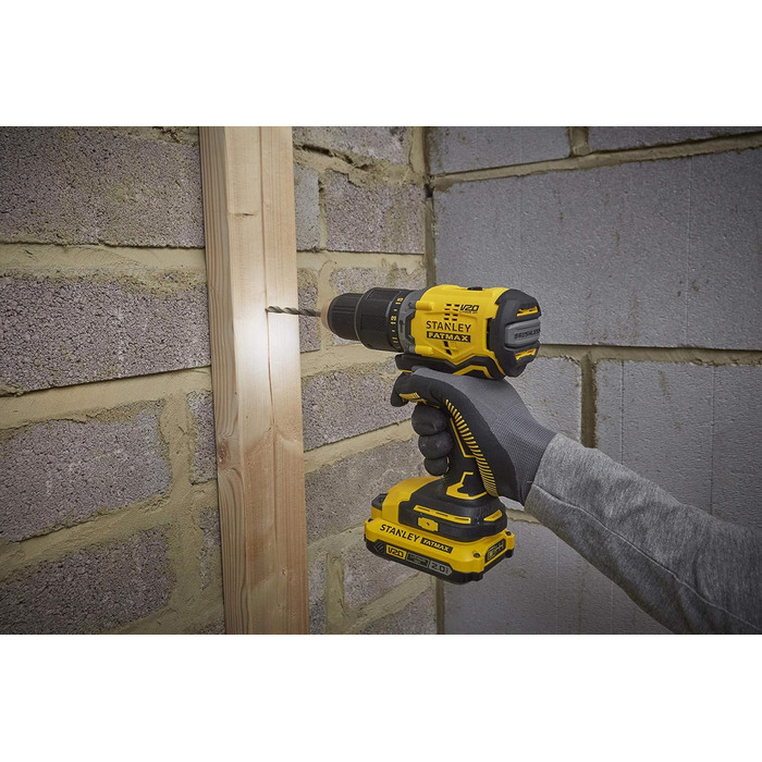 Двошвидкісний акумуляторний ударний дриль-шуруповерт Stanley FatMax 18 В SFMCD715D2K (2,0 Ач, макс. крутний момент 60 Нм, безщітко