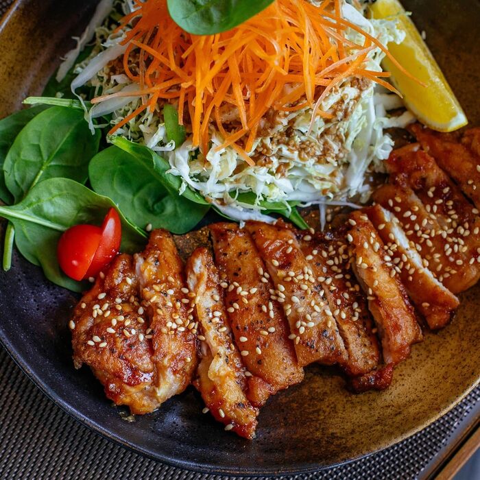 АРДЕС Електрична плита 1 1500 Вт чавунна варильна поверхня з лакованої сталі діаметром зверху 18,5 см і термостатичним термостатом модель TIKAPPA AR1F19 Black