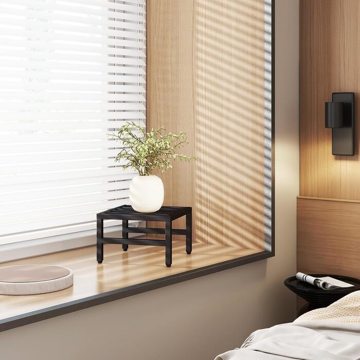 Підставка для рослин IBUYKE з 3 предметів, металева, для використання в приміщенні/на вулиці, міцна підставка для невеликих квіткових горщиків 30 см, сучасна квадратна полиця для рослин, підставка для вітальні, балкону, саду, чорна TMJ075B-3 чорна 30 см -