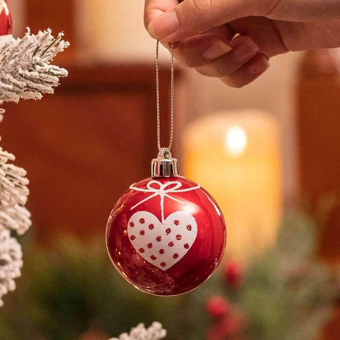 Різдвяні кульки 16 шт червоно-білі Valery Madelyn