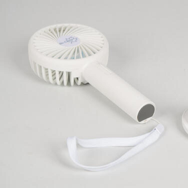 Вентилятор акумуляторний Bo-Camp Portable Fan With Holder White (8520952)