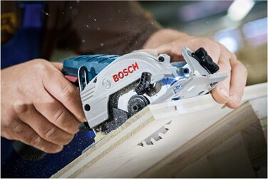 Акумуляторна дискова пила Bosch Professional 12V System GKS 12V-26 (Ø пильного диска 85 мм, без акумулятора/зарядного пристрою) в