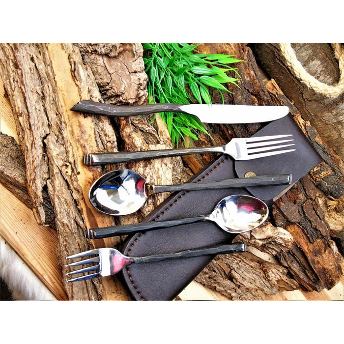 Звичайний середньовічний набір столових приборів, ковані вручну середньовічні столові прибори MAQ1978