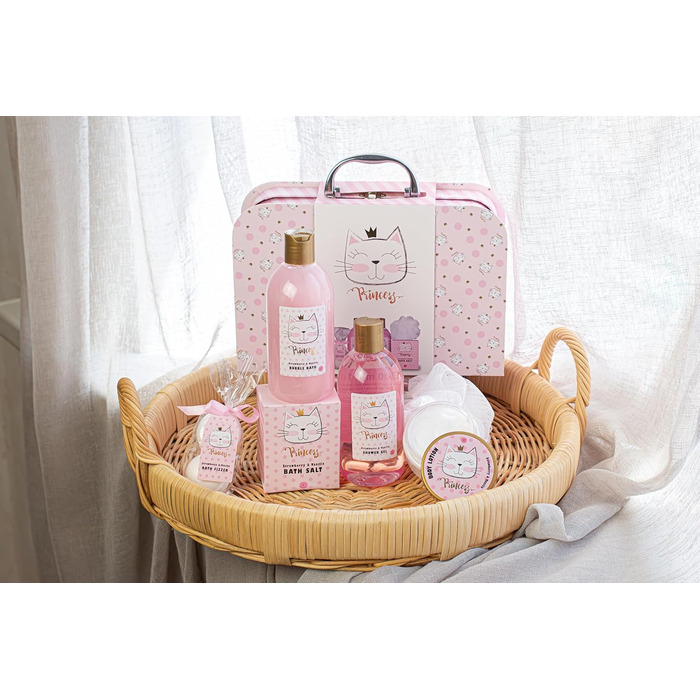 Подарунковий набір Принцеса Кітті для дівчаток та жінок Набір для душу із 7 предметів піна для ванни, скраб, гель для душу, лосьйон для тіла та багато іншого Набір для догляду за собою з ароматом полуниці та ванілі в милій подарунковій коробці