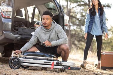 Газовий гриль Weber Traveler/Складана конструкція з колесами, автоматичним блокуванням кришки та термометром кришки, 1 конфорка, ширина 111 см, площа гриля 63 x 34 см, чорний (9010079)