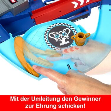 Ігровий набір Mattel Disney та Pixar Cars з 2 іграшковими машинками, Блискавка МакКвін та Франческо Бернуллі, гоночний трек GRC з