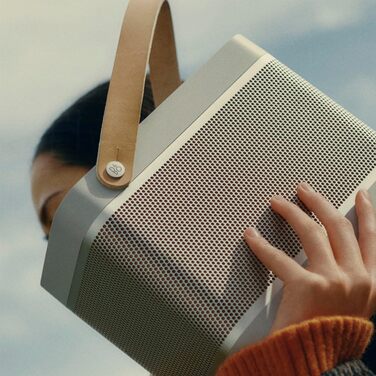 Потужна гучна бездротова портативна Bluetooth-колонка для дому зі звуком на 360 градусів та вбудованою зарядною станцією Qi - Grey