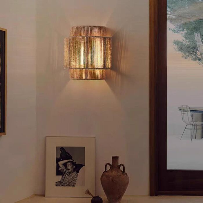 Настінний світильник LOGT плетений з ротанга, коричневий, E27