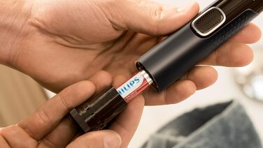 Тример для підстригання волосся в носі та вухах Серія 5000 для підстригання волосся в носі та вухах і брів без вищипування (з гребінцем для бороди та точним тримером) Серія 5000 NT5650/16, 5650/16