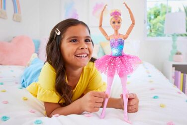 Лялька-балерина Barbie Dreamtopia Magic Light, з рожевою пачкою і світлим волоссям, 5 світлових і звукових ефектів, рухома Barbie,