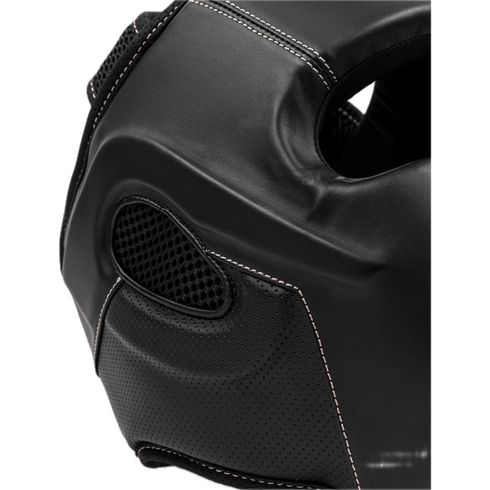 Шолом Venum Impact Evo чорного кольору