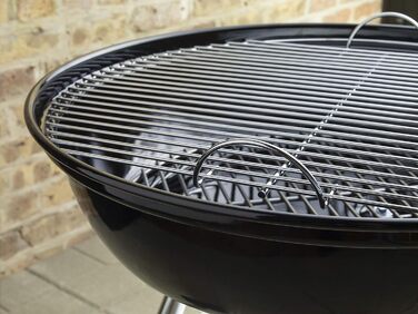 Вугільний гриль Weber Compact Kettle 47 см на стійці з колесами, модель 2026