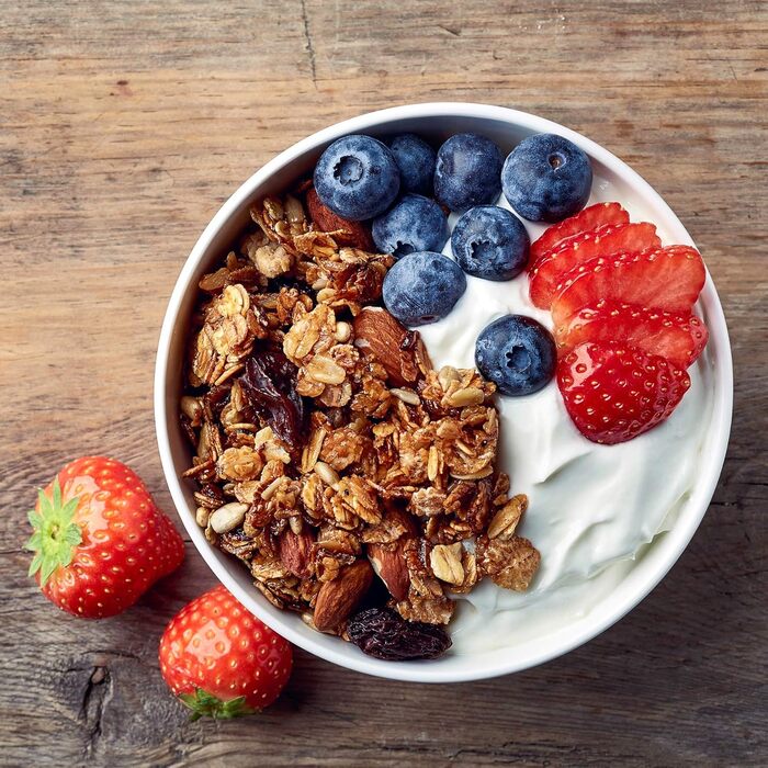 Для виробництва веганського йогурту - Make Yoghurt Yourself - містить 3 пакетики йогуртової закваски для виробництва до 30 шт. 1 літра кокосового йогурту, соєвого йогурту