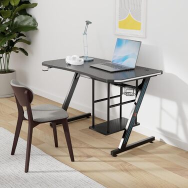 Ігровий стіл MY SIT Gizmo зі світлодіодним підсвічуванням, що змінює колір - Тримач для навушників, тримач для ПК та підсклянник - Потужне керування кабелями - Ігровий стіл/комп&39ютерний стіл чорного кольору