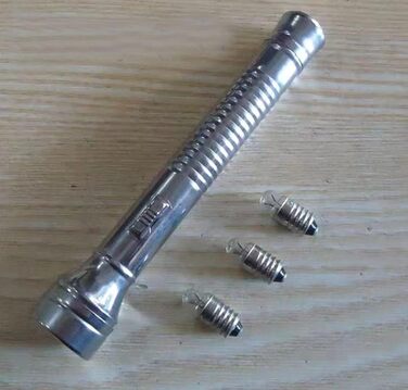 Ретро-ностальгічний портативний ліхтарик, старомодний ностальгічний ліхтарик, простий портативний ліхтарик для вулиці у вінтажному стилі, потужний яскравий ліхтарик, н.с.