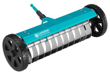 Вертикутер Boy ручний вертикутер для видалення моху, бур'янів та повсті з газону, ширина захвату 32 см, з міцними колесами та регульованою віссю для полегшення роботи (3395-88). Вертикутер Boy (32 см), одинарний.