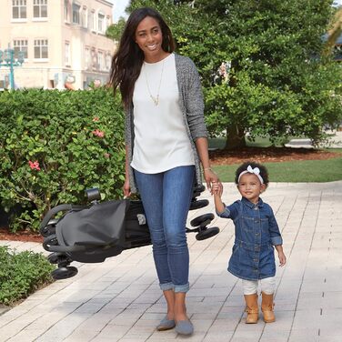 Коляска Graco TraveLite, від народження до приблизно 3 років (0-15 кг), легка, складна, з положенням для сидіння, плавно регульова