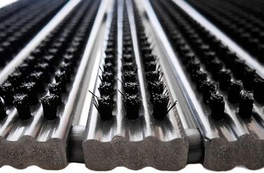 Килимок/скребок для взуття Atlantik (59x38,5) оригінал від B MAG - стійкий до атмосферних впливів завдяки пластиковій та ПВХ щетині - ідеальний килимок для використання всередині та зовні приміщень