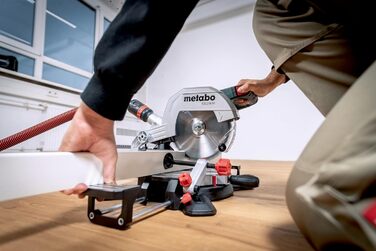 Поперечна та торцювальна пила Metabo KS 216 M - 610216000 - з лінією Precision Cut Line, пиляльне полотно 216 мм - довжина кабелю