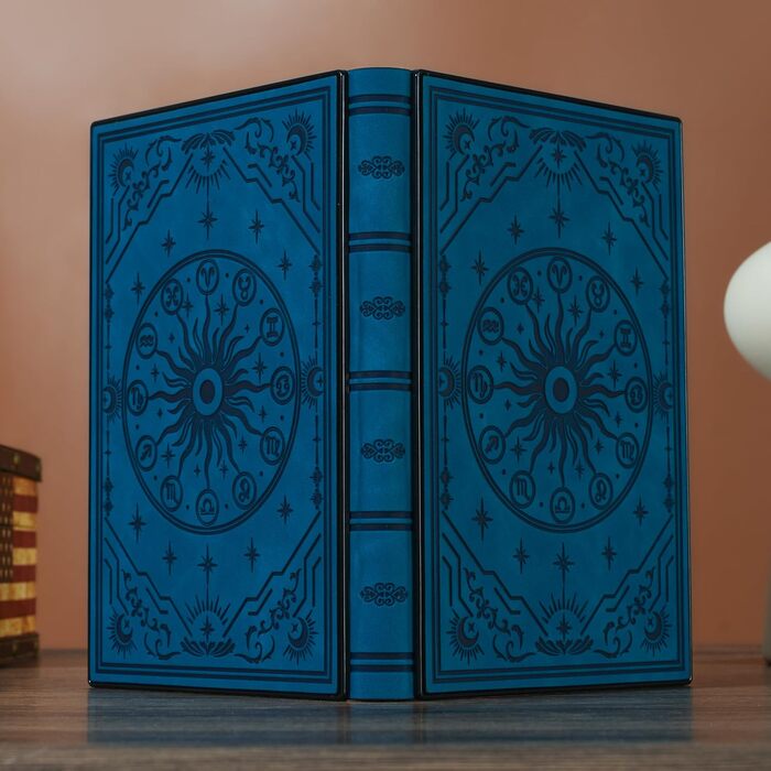 Щоденник формату A5 із кодовим замком та розкладним дизайном на 180, виготовлений із мякої штучної шкіри з тисненням знаків зодіаку ідеально підходить для дорослих, жінок, чоловіків та підлітків, для більшої конфіденційності кольору павиного синього