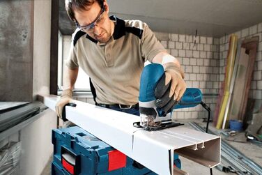 Професійний лобзик Bosch GST 90 E (потужність 650 Вт, 1 пиляльне полотно, комплект для відсмоктування пилу, стружковий кожух, глиб