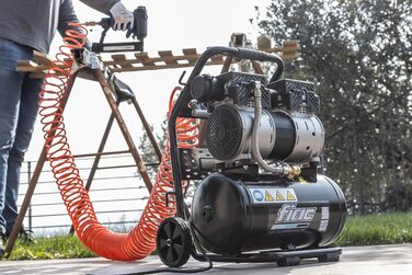 Переносний повітряний компресор FIAC SUPERSILENT 10, безмасляний, максимальний тиск 8 бар, 1 к.с., бак 10 л, рівень шуму 58 дБ LpA