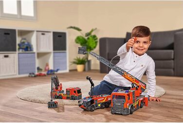 Пожежна драбина Dickie Toys Scania з поворотною драбиною, функція розпилення води, Rosenbauer, світло та звук, вкл. батарейки, з висувною поворотною драбиною та опорними ніжками, 25 см, червона