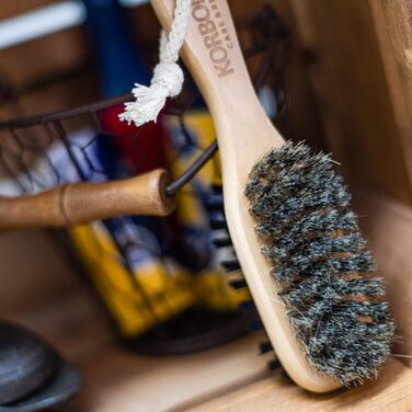 Двостороння щітка для одягу Korbond