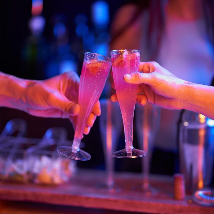 Келихи для шампанського преміум-класу MATANA 120 пластикові з сріблястими та золотими блискітками, 133 мл - келихи для шампанськог