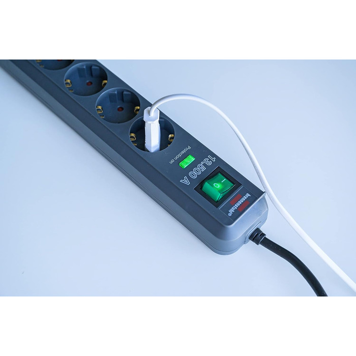 Подовжувач Brennenstuhl на 6 розеток із захистом від перенапруги та кабелем 1,5 м (багаторозеткова розетка Eco-Line з вимикачем і