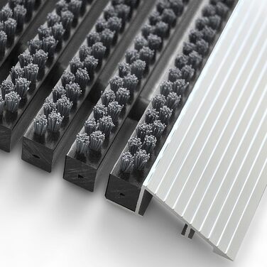 Килимок для дверей KARAT для приміщень та вулиці - Килимок для дверей з високопродуктивними щітками - Вхідний килимок - Килимок для бруду, скребок для взуття, килимок для дверей (50 x 80 см, професійна щітка - сірий) Професійна щітка - сірий 50 x 80 см