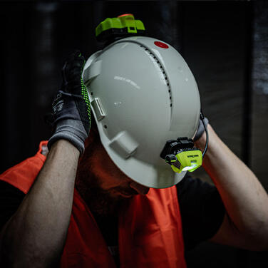 Ліхтар налобний Mactronic Ultimo X1000 (1000 Lm) Cool White/Red Type-C Recharg Helmet Kit (PHL0012)