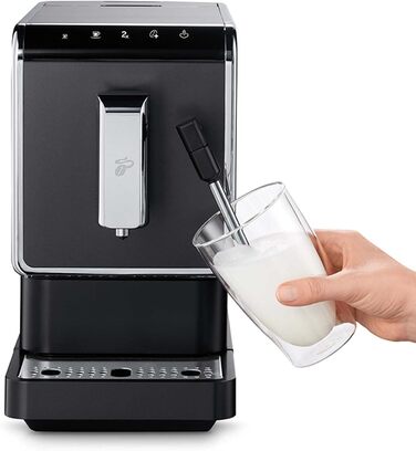 Повністю автоматична кавоварка Tchibo Esperto Latte з функцією спінювання молока для кавової пінки, еспресо та молочних делікатесів, антрацит