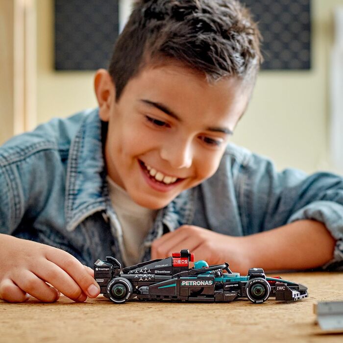 Конструктор LEGO Speed Champions Mercedes-AMG F1 W15 Racing Car 77244, 267 деталей, перегонова тематика
