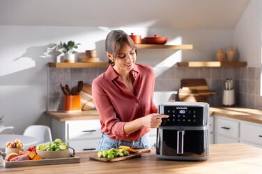 Аерофритюрниця nutribullet Crisplite Vision, 8 л, цифрове керування 80-200, без PFAS, 8 авторежимів, сенсорна панель, кошик придатний для ПММ, 2000 Вт, матовий чорний (NBA0811DG)