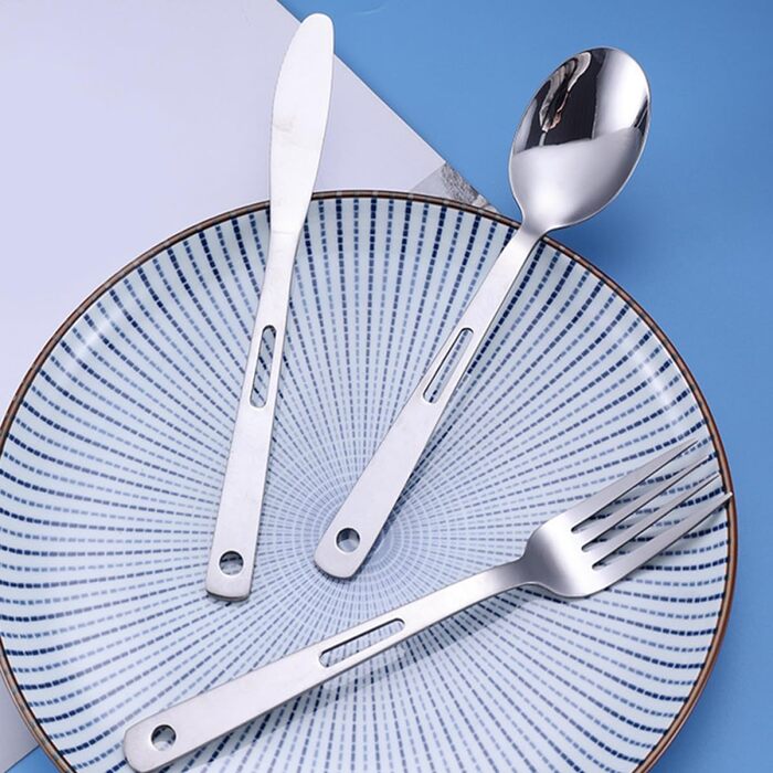 Набір столових приборів Healifty Travel Cutlery для кемпінгу з нержавіючої сталі з 5 предметів ніж, виделка, ложка та сумка - портативні столові прибори для пікніка, барбекю та походів на свіжому повітрі