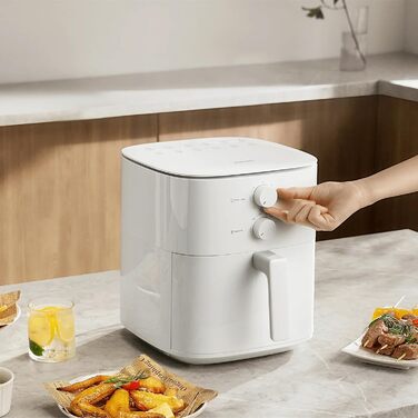 Аерофритюрниця Xiaomi Air Fryer Essential об'єм 6 л, швидкий нагрів, рівномірне приготування, температура до 200C, здорове харчування, ідеально для хрустких та соковитих страв