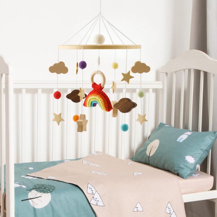 Мобіль на ліжечко Trayosin «Веселка 1» з дерев'яними та в'язаними елементами